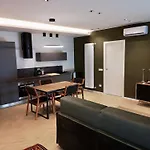 Maison Leon 아파트 베르가모