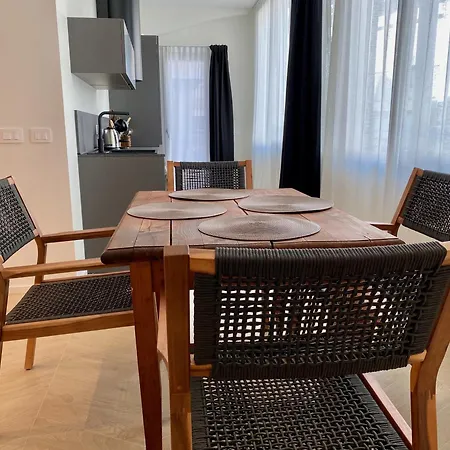 شقة Maison Leon بيرغامو